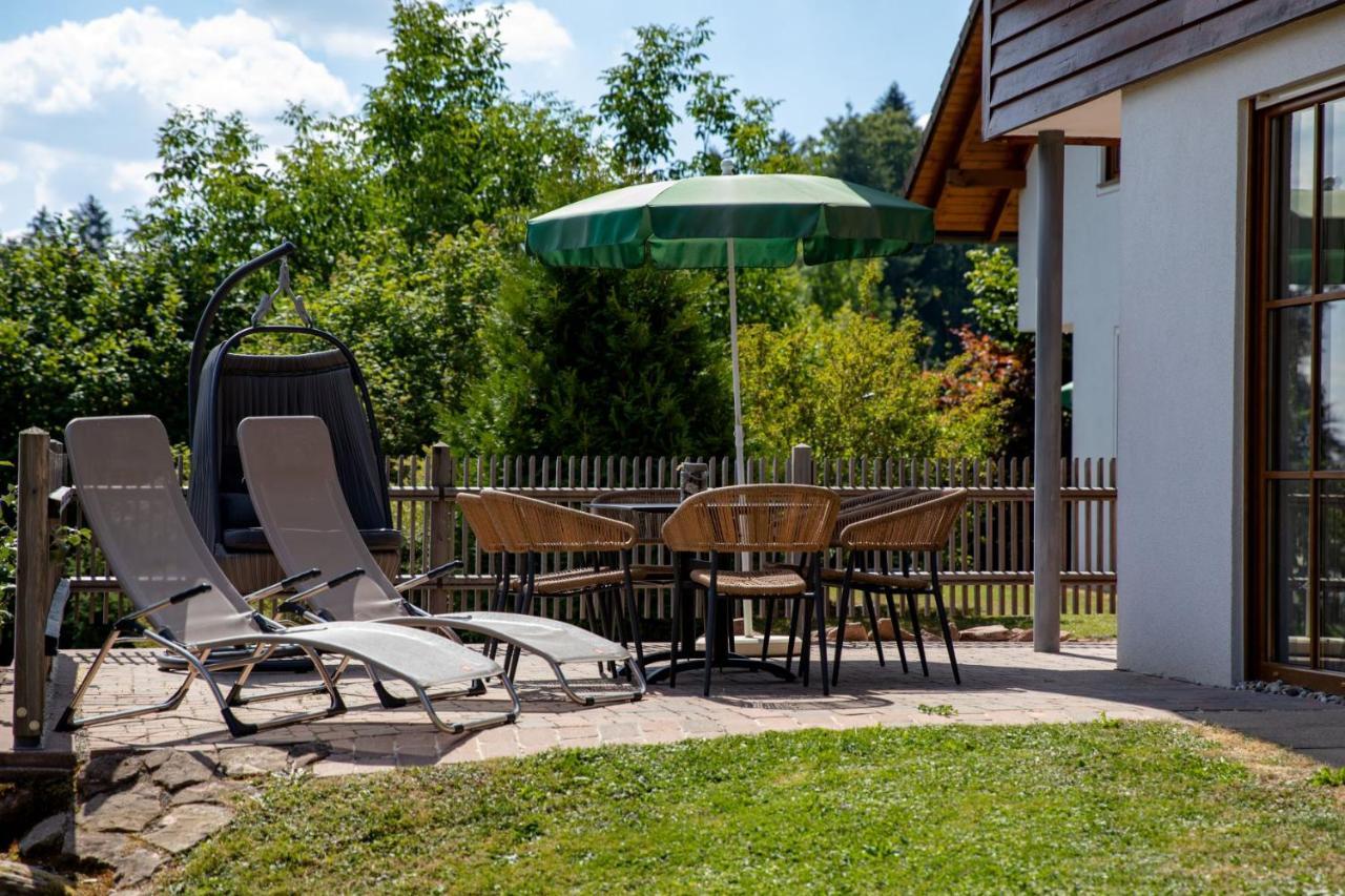 Schwarzwald Chalets Фройденштадт Экстерьер фото