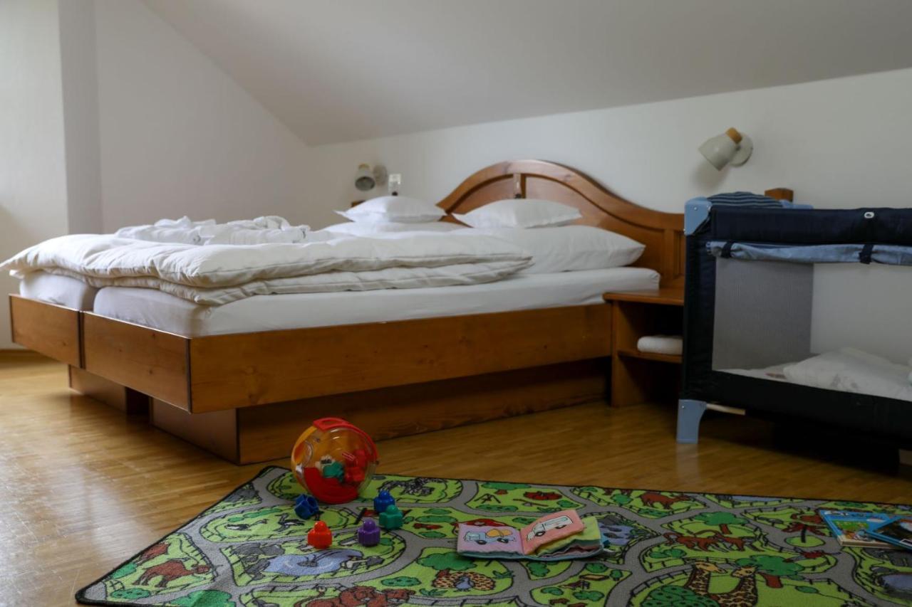 Schwarzwald Chalets Фройденштадт Экстерьер фото