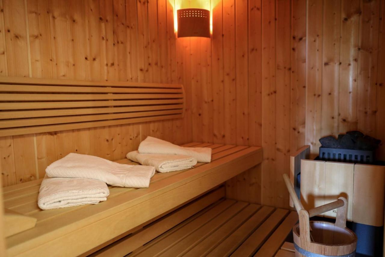 Schwarzwald Chalets Фройденштадт Экстерьер фото