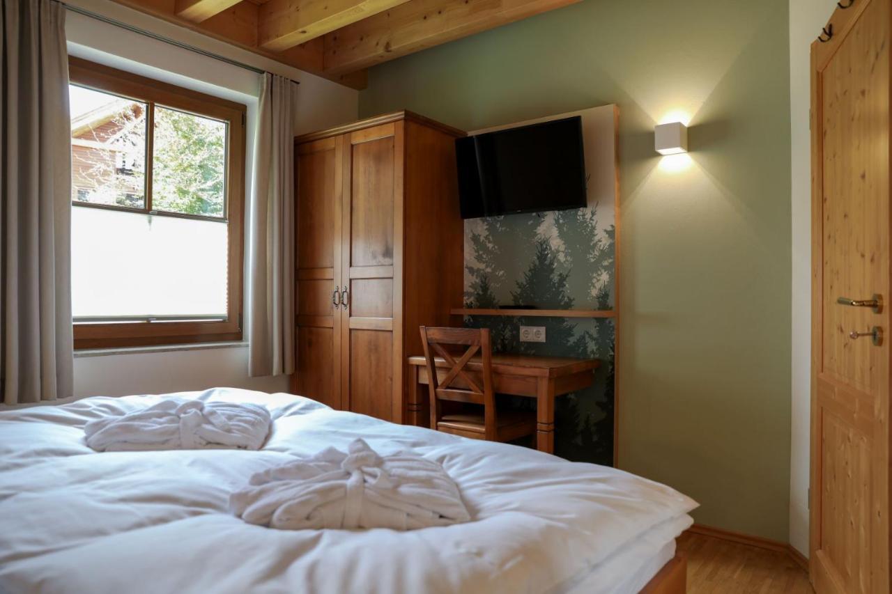 Schwarzwald Chalets Фройденштадт Экстерьер фото